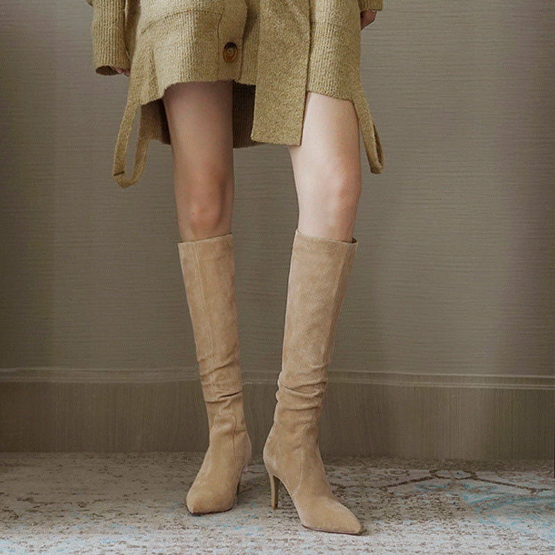 Damenstiefel mit spitzer Zehenpartie und Stilettoabsatz