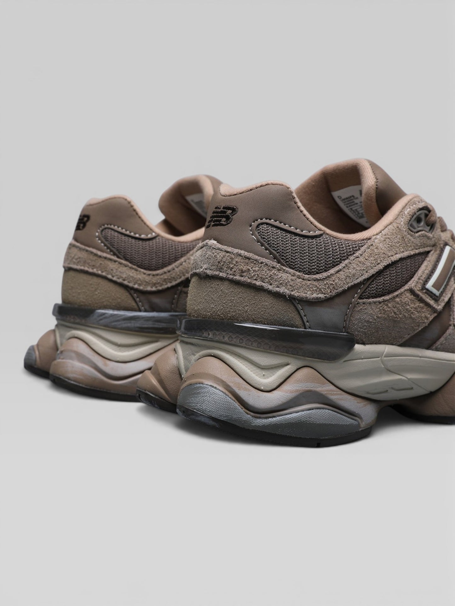 NB 9060 Mushroom Brown