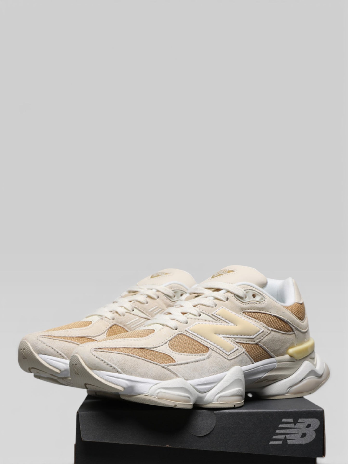 NB 9060 Sea Salt Beige