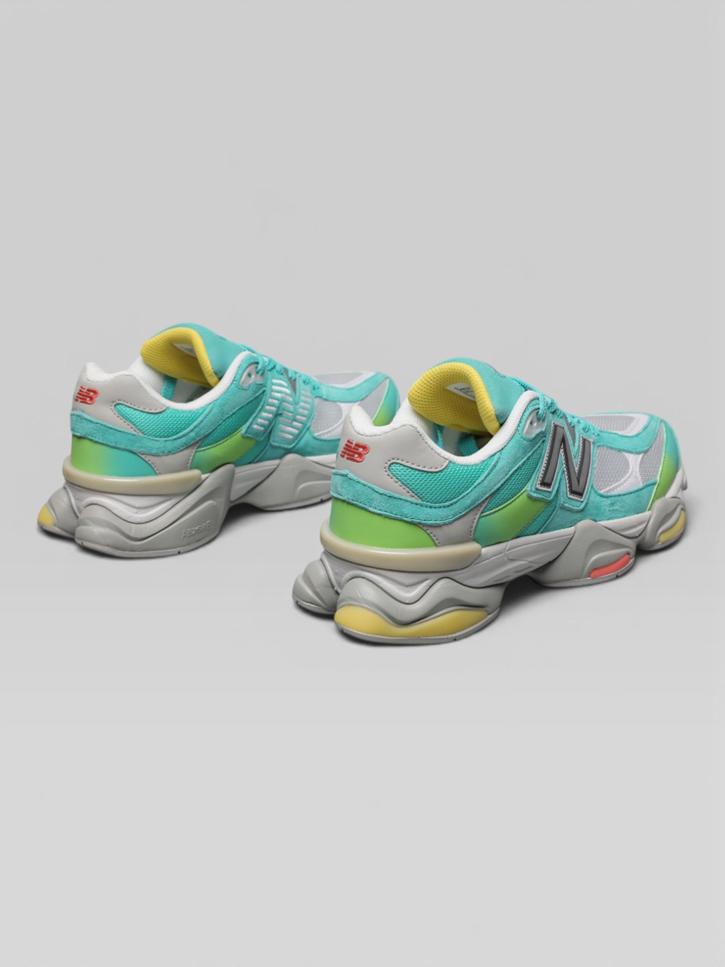 NB 9060 Cyan Burst